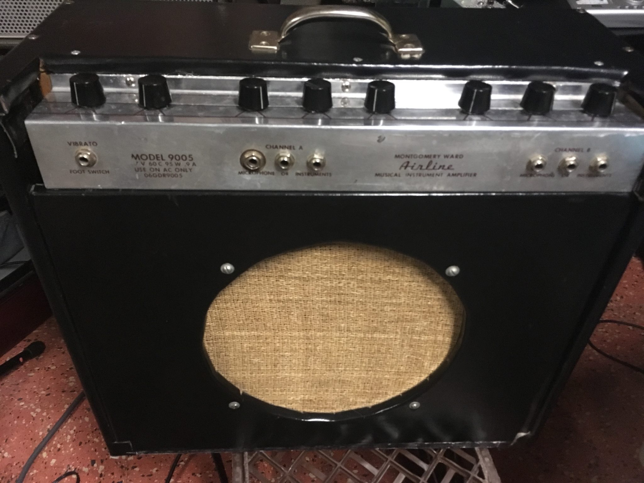 airline guitar amps